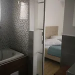 Gina Трогір