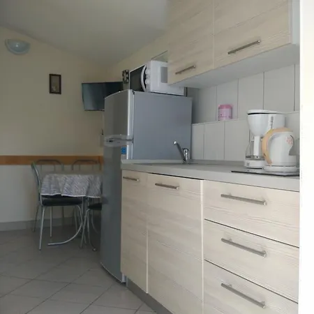 Апартаменти Gina Трогір