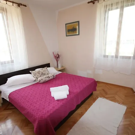 Appartement Gina *