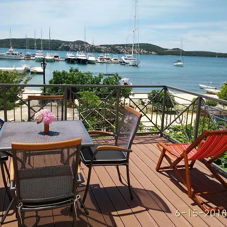 Gina Apartment Trogir