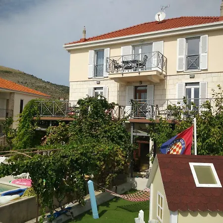 Appartement Gina *